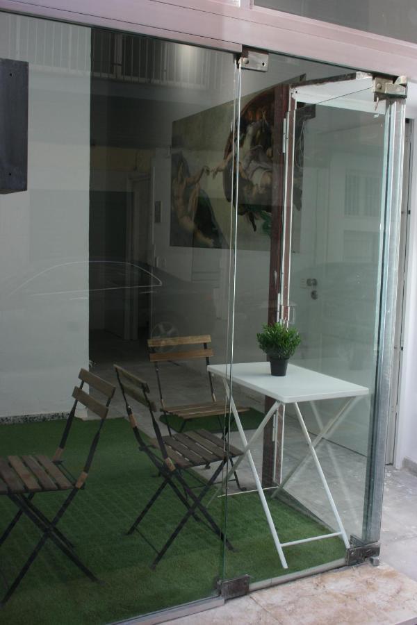Golondrinas De Malaga "Apartamentos Con Mucho Arte" Y Terraza Solarium En Coliving Málaga Exterior foto