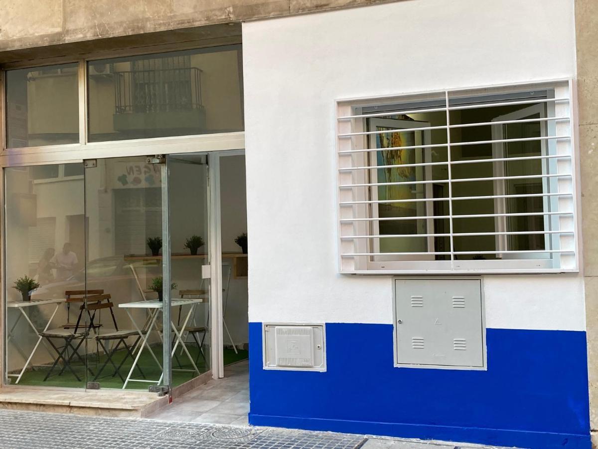 Golondrinas De Malaga "Apartamentos Con Mucho Arte" Y Terraza Solarium En Coliving Málaga Exterior foto