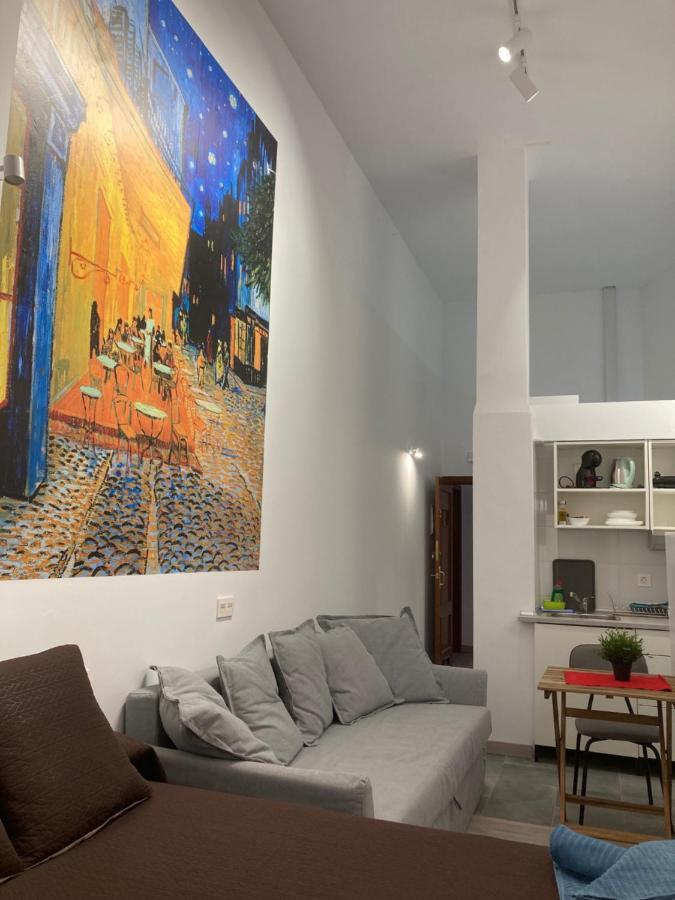 Golondrinas De Malaga "Apartamentos Con Mucho Arte" Y Terraza Solarium En Coliving Málaga Exterior foto